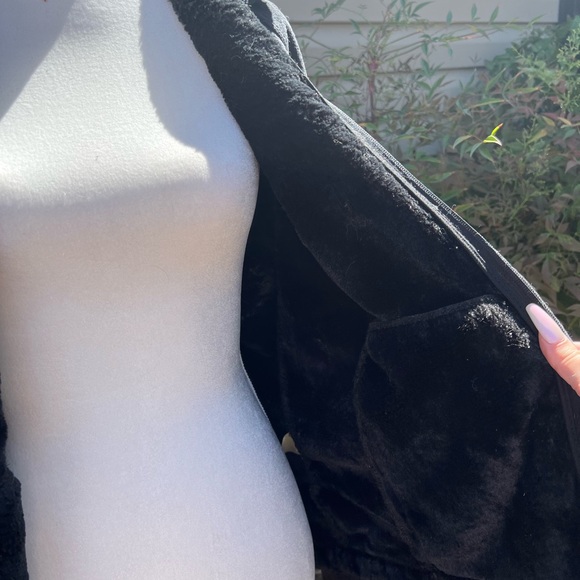 Cozy Jacket - Picture 2 of 3